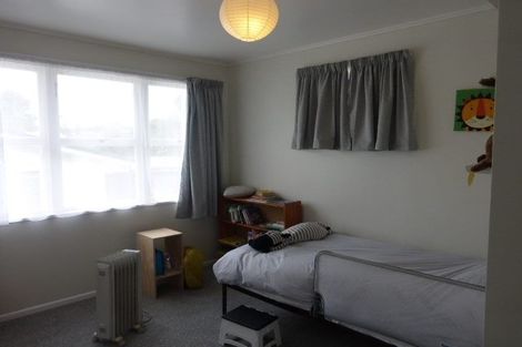 Photo of property in 36 Maui Pomare Street, Blockhouse Bay, Auckland, 0600