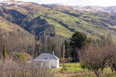 Photo of property in 102 Roxburgh East Road, Roxburgh East, Roxburgh, 9571