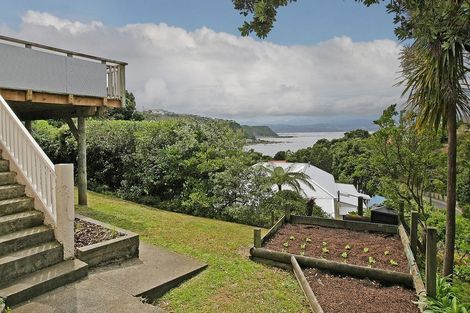 Photo of property in 6 Valley Street, Island Bay, Wellington, 6023