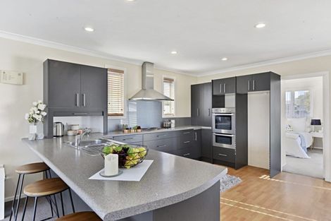 Photo of property in 38 Ferguson Street, Manurewa East, Auckland, 2102