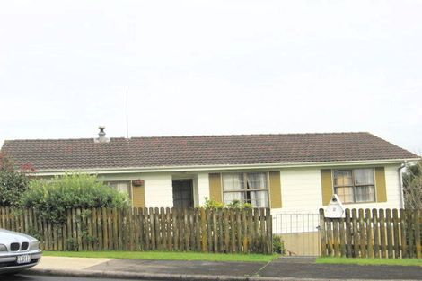 Photo of property in 2 Wesleydale Place, Papakura, 2110