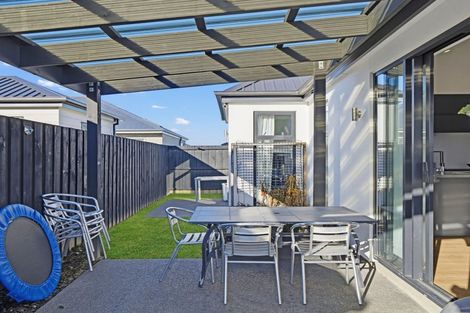 Photo of property in 50 Blakes Road, Belfast, Christchurch, 8051