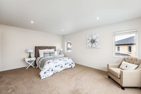 Photo of property in 64 Huntington Park Drive, Greenhithe, Auckland, 0632