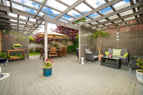 Photo of property in 30 San Bernadino Drive, Henderson, Auckland, 0612