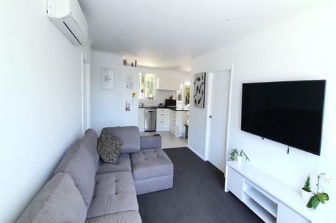 Photo of property in 7 Raniera Street, Glen Avon, New Plymouth, 4312