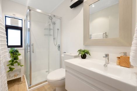 Photo of property in 7a Valley Road, Mount Maunganui, 3116