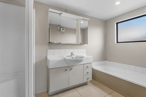 Photo of property in 2/67 Brockworth Place, Riccarton, Christchurch, 8011