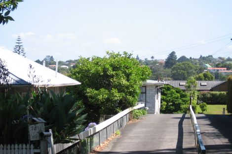 Photo of property in 74 Terry Street, Blockhouse Bay, Auckland, 0600