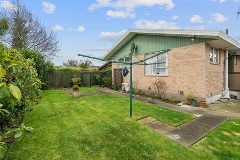 Photo of property in 29a Salford Avenue, Redwood, Christchurch, 8051