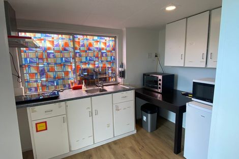 Photo of property in 104 Ruskin Road, Newlands, Wellington, 6037