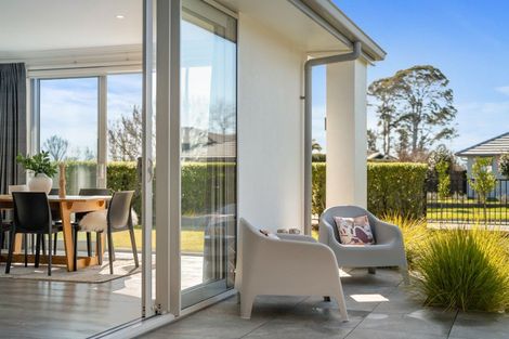 Photo of property in 1 Charlotte Drive, Omokoroa, 3114