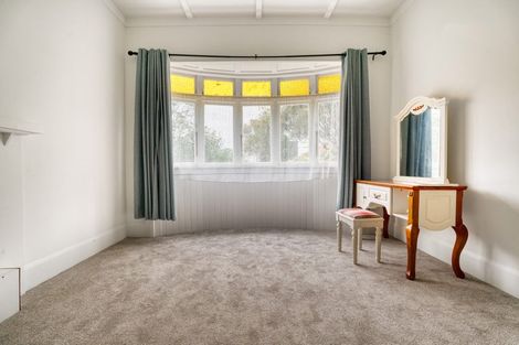 Photo of property in 3199 Great North Road, New Lynn, Auckland, 0600