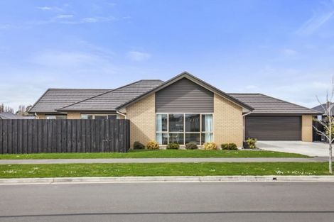 Photo of property in 30 Te Whenu Crescent, Marshland, Christchurch, 8083