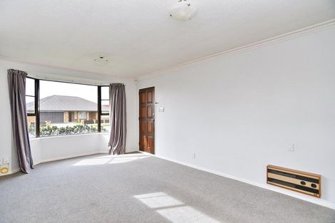 Photo of property in 2/106 Reynolds Avenue, Bishopdale, Christchurch, 8053