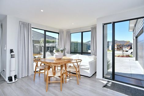 Photo of property in 10 Jury Lane, Woodend, 7610