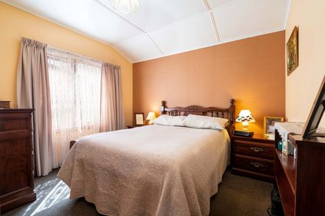 Photo of property in 72 Stepney Avenue, Harwood, Dunedin, 9077