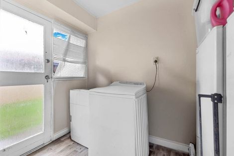 Photo of property in 20 Innismara Avenue, Wattle Downs, Auckland, 2103