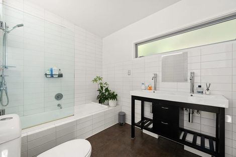 Photo of property in 414a Evans Bay Parade, Hataitai, Wellington, 6021