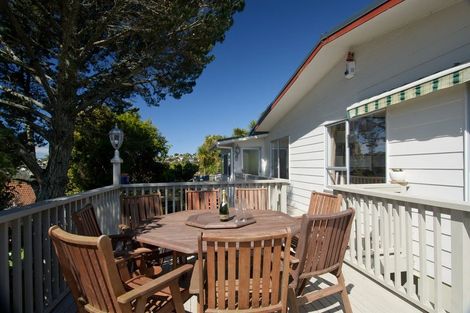 Photo of property in 8 Laser Place, Bayview, Auckland, 0629