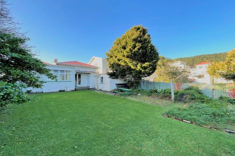 Photo of property in 8 Levy Street, Mount Victoria, Wellington, 6011