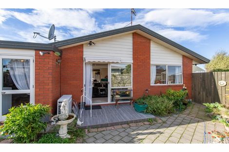 Photo of property in 2/479 Main South Road, Hornby, Christchurch, 8042