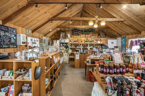 Photo of property in 43 School Road, Te Horo, Otaki, 5582