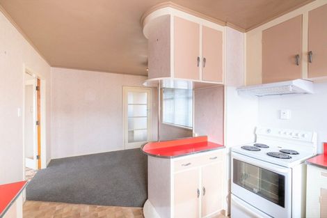 Photo of property in 5 Goodson Place, Hawera, 4610