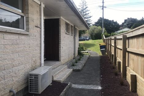Photo of property in 2/86 Archers Road, Glenfield, Auckland, 0629