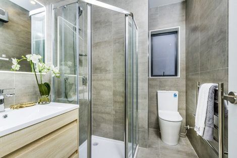 Photo of property in 11c Elizabeth Drive, West Harbour, Auckland, 0618