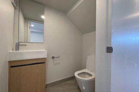 Photo of property in 29 Windy Ridge Road, Glenfield, Auckland, 0629