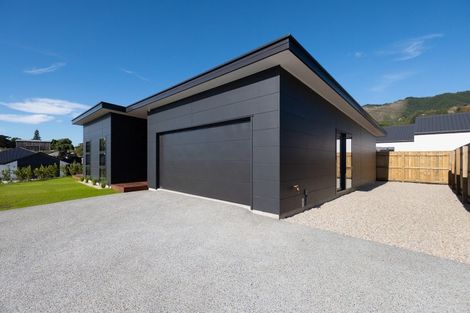 Photo of property in 6 Poukirikiri Place, Richmond, 7020