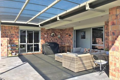 Photo of property in 369 One Tree Point Road, One Tree Point, 0118