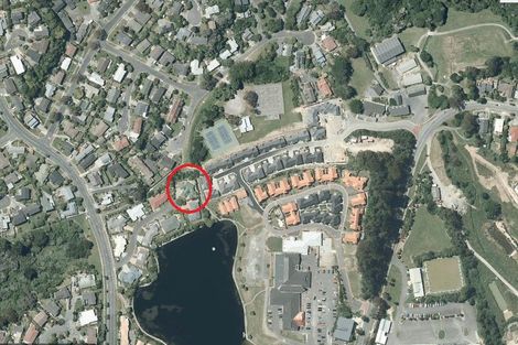 Photo of property in 9 Mariners Way, Whitby, Porirua, 5024