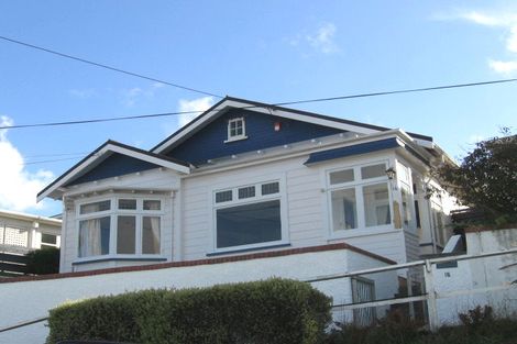 Photo of property in 16 Grafton Road, Roseneath, Wellington, 6011