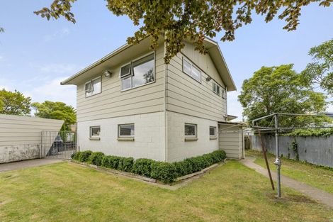 Photo of property in 1 Totara Place, Pahiatua, 4910