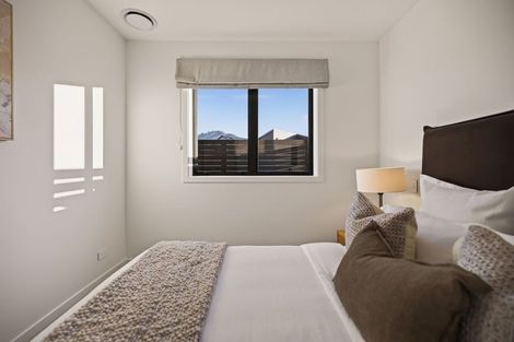 Photo of property in 1 Centurion Court, Jacks Point, 9371