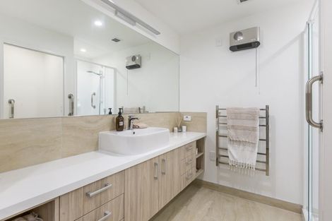 Photo of property in Norfolk Apartments, 7 Ramsgate Terrace, Mairangi Bay, Auckland, 0630