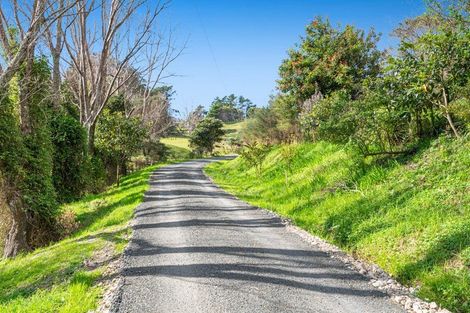 Photo of property in 207 Mangakura Road, Helensville, 0875