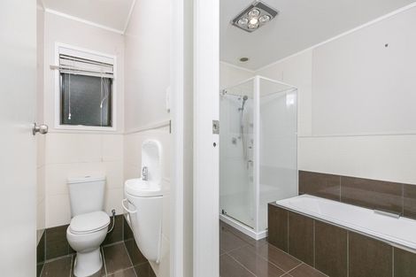 Photo of property in 36 Pohutukawa Drive, Pukete, Hamilton, 3200