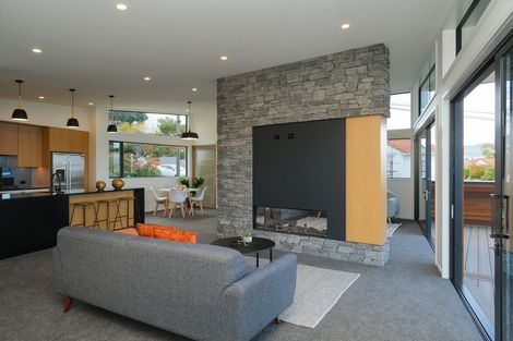 Photo of property in 18 Selkirk Street, Roslyn, Dunedin, 9010