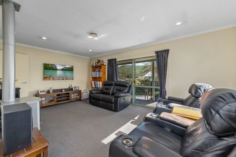 Photo of property in 87a Hampden Street, Picton, 7220