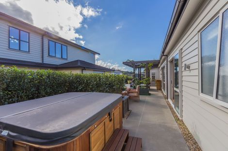 Photo of property in 6 Whares Court, Silverdale, 0932