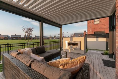 Photo of property in 5 Garland Lane, Leamington, Cambridge, 3432