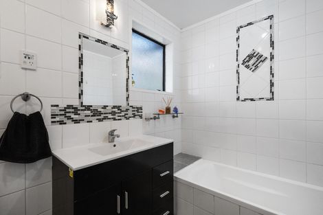 Photo of property in 8a Oliver Street, Kihikihi, Te Awamutu, 3800