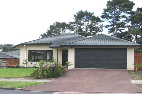 Photo of property in 3 San Pedro Place, Henderson, Auckland, 0612