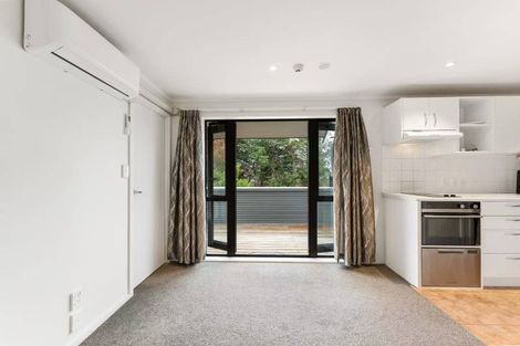 Photo of property in 17a/30 Westward Ho, Glen Eden, Auckland, 0602