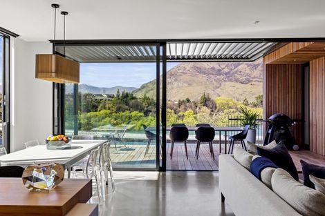 Photo of property in 13 Old Homestead Place, Kawarau Falls, Queenstown, 9300