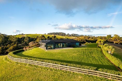 Photo of property in 4 Te Wairoa Lane, Tinopai, Matakohe, 0593