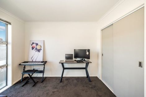 Photo of property in 7 Kikorangi Way, Paraparaumu, 5032