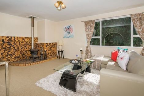 Photo of property in 72 Vandeleur Avenue, Birkdale, Auckland, 0626